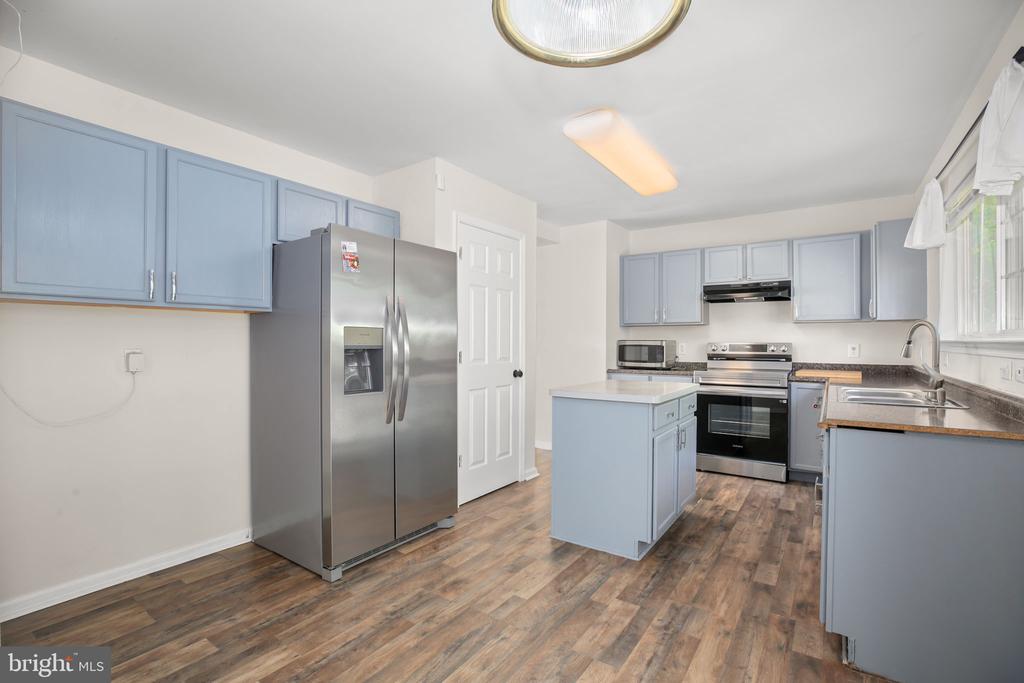 5403 OBRYANT CT, FREDERICKSBURG, Virginia 22407, 3 Bedrooms Bedrooms, ,3 BathroomsBathrooms,Residential,5403 OBRYANT CT,VASP2041274 MLS # VASP2041274