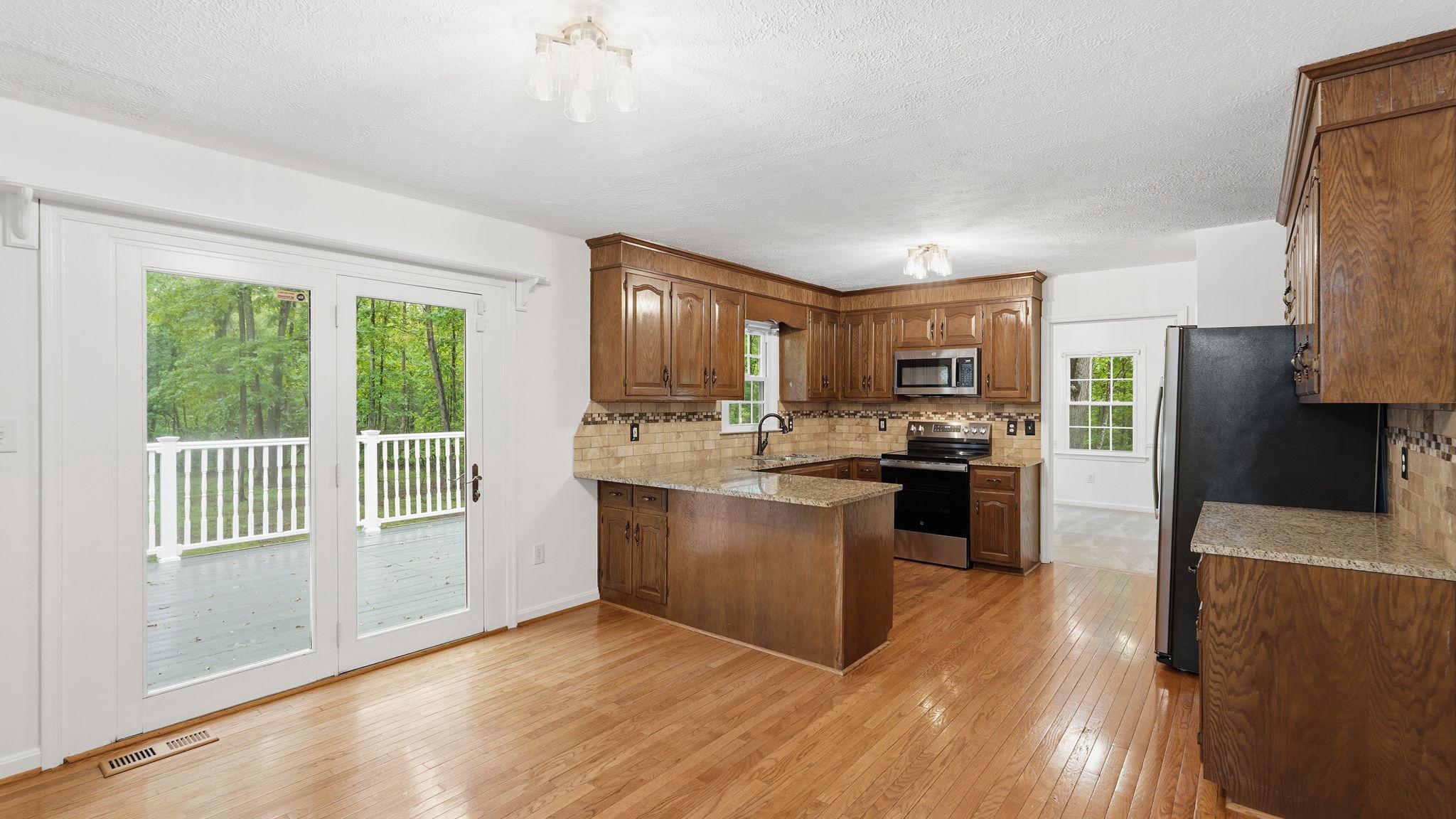 10550 BRENT TOWN RD, CATLETT, Virginia 20119, 4 Bedrooms Bedrooms, ,2 BathroomsBathrooms,Residential,10550 BRENT TOWN RD,VAFQ2021788 MLS # VAFQ2021788