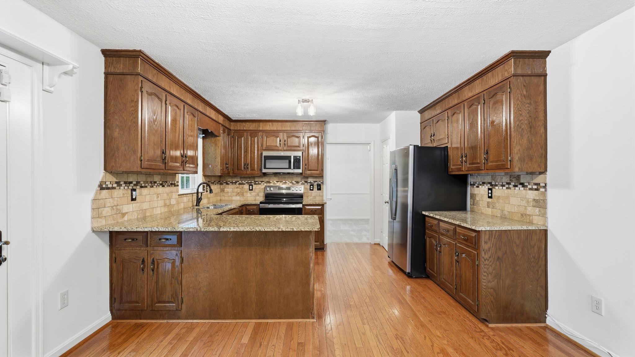 10550 BRENT TOWN RD, CATLETT, Virginia 20119, 4 Bedrooms Bedrooms, ,2 BathroomsBathrooms,Residential,10550 BRENT TOWN RD,VAFQ2021788 MLS # VAFQ2021788