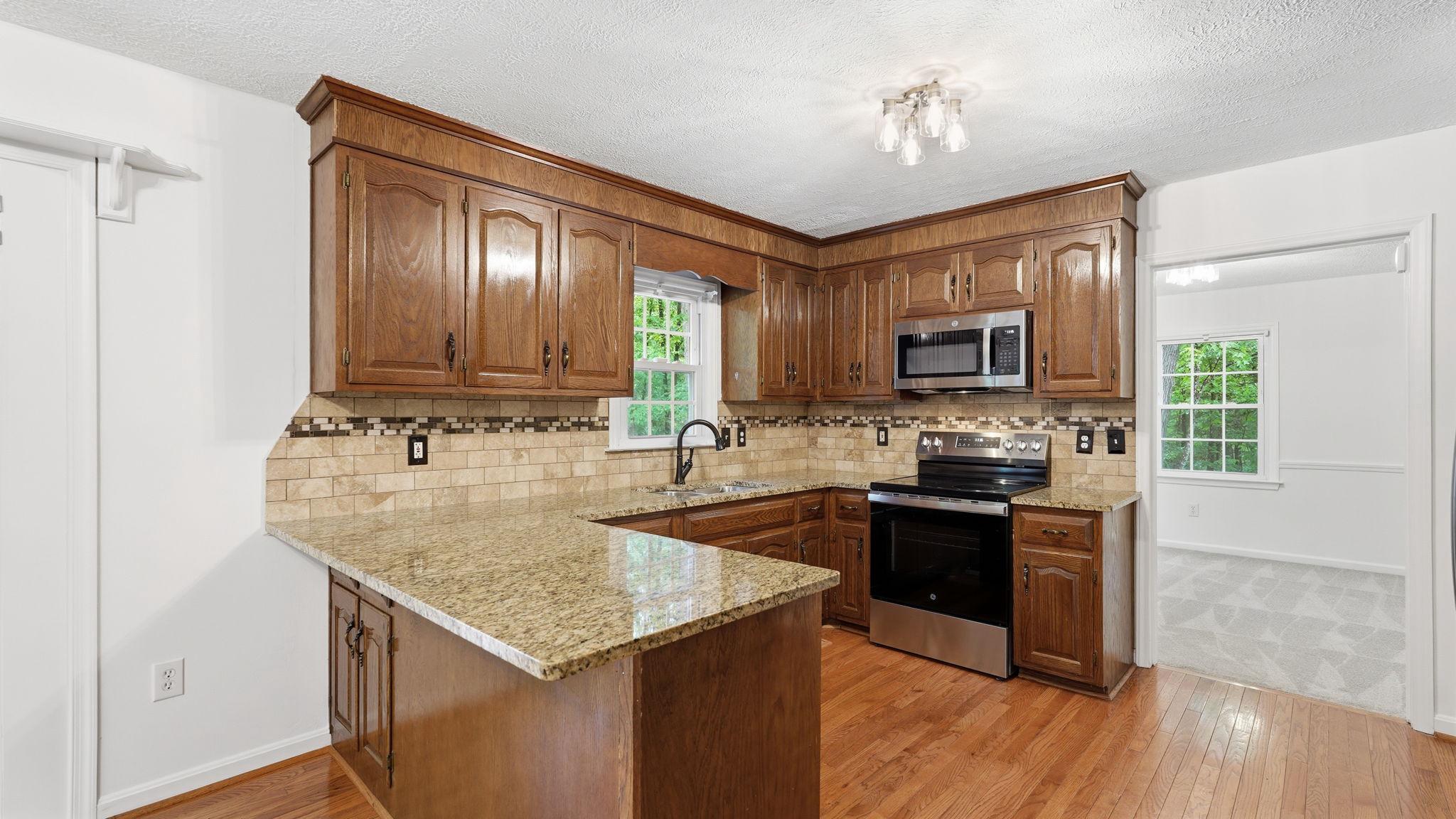 10550 BRENT TOWN RD, CATLETT, Virginia 20119, 4 Bedrooms Bedrooms, ,2 BathroomsBathrooms,Residential,10550 BRENT TOWN RD,VAFQ2021788 MLS # VAFQ2021788