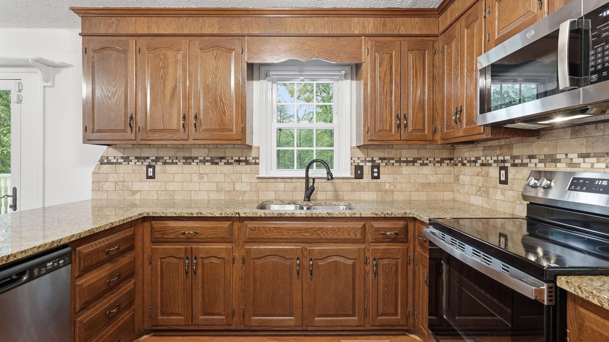 10550 BRENT TOWN RD, CATLETT, Virginia 20119, 4 Bedrooms Bedrooms, ,2 BathroomsBathrooms,Residential,10550 BRENT TOWN RD,VAFQ2021788 MLS # VAFQ2021788