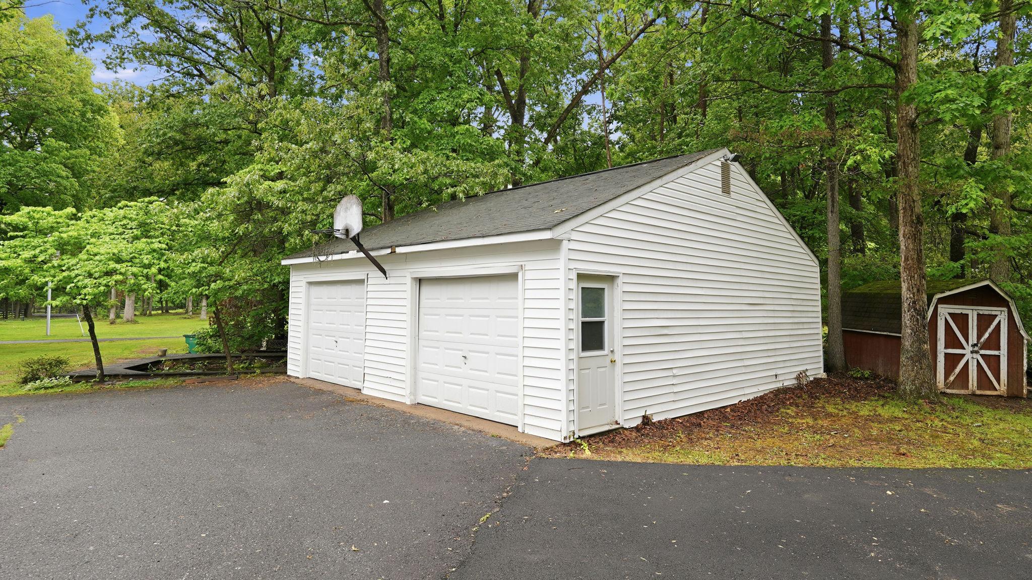 10550 BRENT TOWN RD, CATLETT, Virginia 20119, 4 Bedrooms Bedrooms, ,2 BathroomsBathrooms,Residential,10550 BRENT TOWN RD,VAFQ2021788 MLS # VAFQ2021788