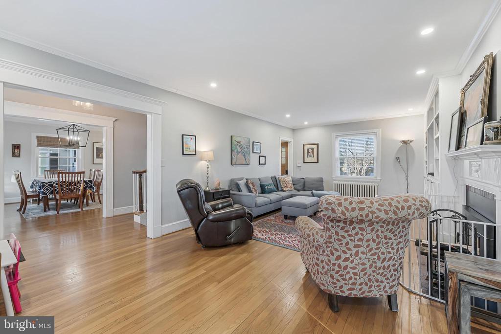 247 WATERLOO ST, WARRENTON, Virginia 20186, 3 Bedrooms Bedrooms, ,2 BathroomsBathrooms,Residential,247 WATERLOO ST,VAFQ2021684 MLS # VAFQ2021684