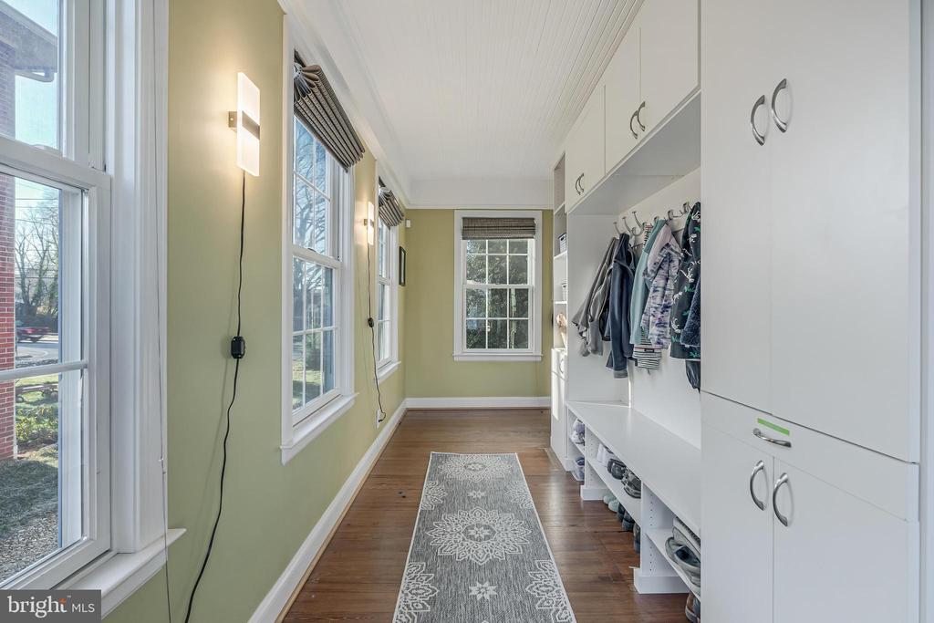 247 WATERLOO ST, WARRENTON, Virginia 20186, 3 Bedrooms Bedrooms, ,2 BathroomsBathrooms,Residential,247 WATERLOO ST,VAFQ2021684 MLS # VAFQ2021684