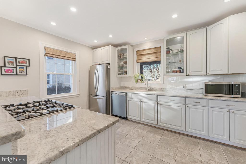 247 WATERLOO ST, WARRENTON, Virginia 20186, 3 Bedrooms Bedrooms, ,2 BathroomsBathrooms,Residential,247 WATERLOO ST,VAFQ2021684 MLS # VAFQ2021684
