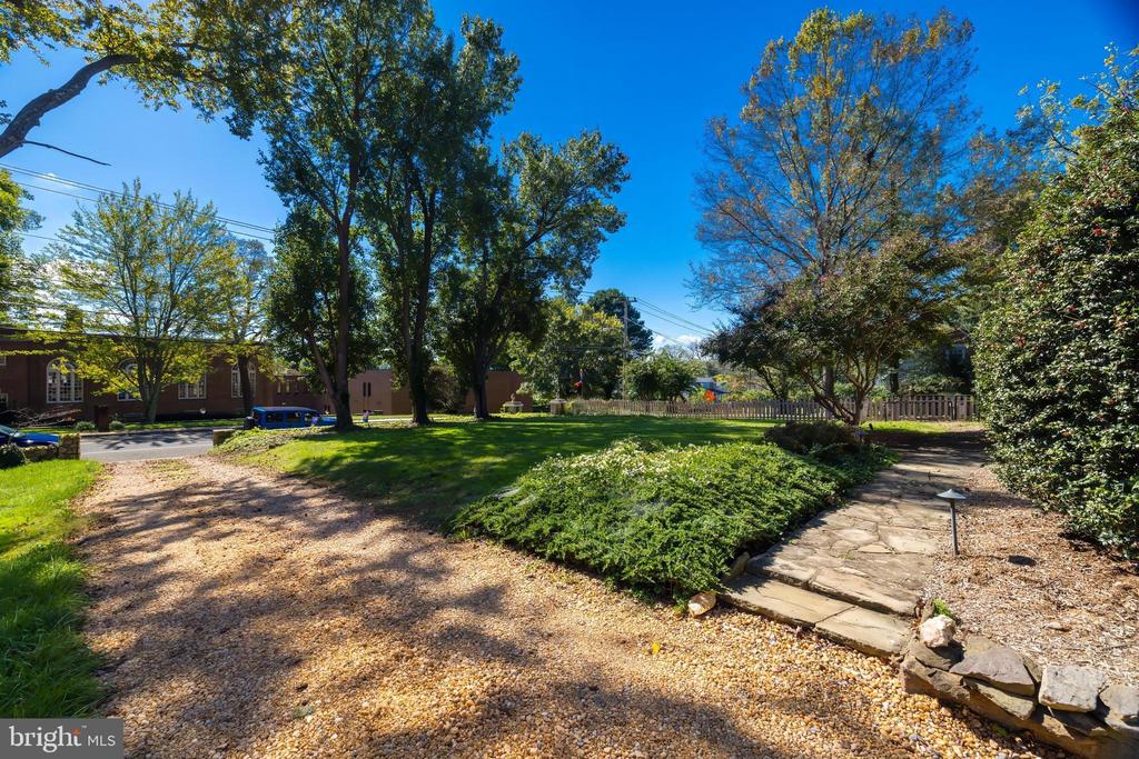 247 WATERLOO ST, WARRENTON, Virginia 20186, 3 Bedrooms Bedrooms, ,2 BathroomsBathrooms,Residential,247 WATERLOO ST,VAFQ2021684 MLS # VAFQ2021684