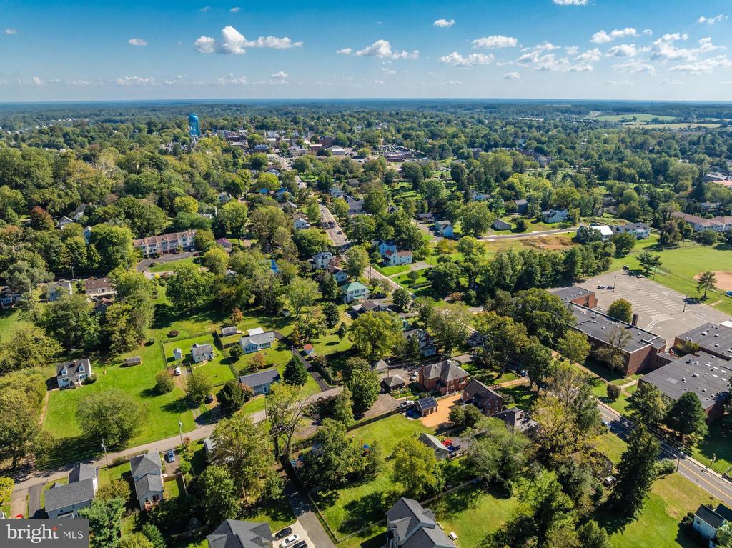 247 WATERLOO ST, WARRENTON, Virginia 20186, 3 Bedrooms Bedrooms, ,2 BathroomsBathrooms,Residential,247 WATERLOO ST,VAFQ2021684 MLS # VAFQ2021684
