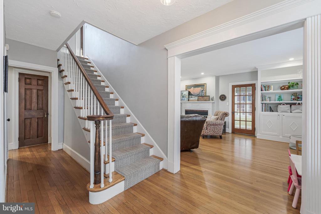 247 WATERLOO ST, WARRENTON, Virginia 20186, 3 Bedrooms Bedrooms, ,2 BathroomsBathrooms,Residential,247 WATERLOO ST,VAFQ2021684 MLS # VAFQ2021684