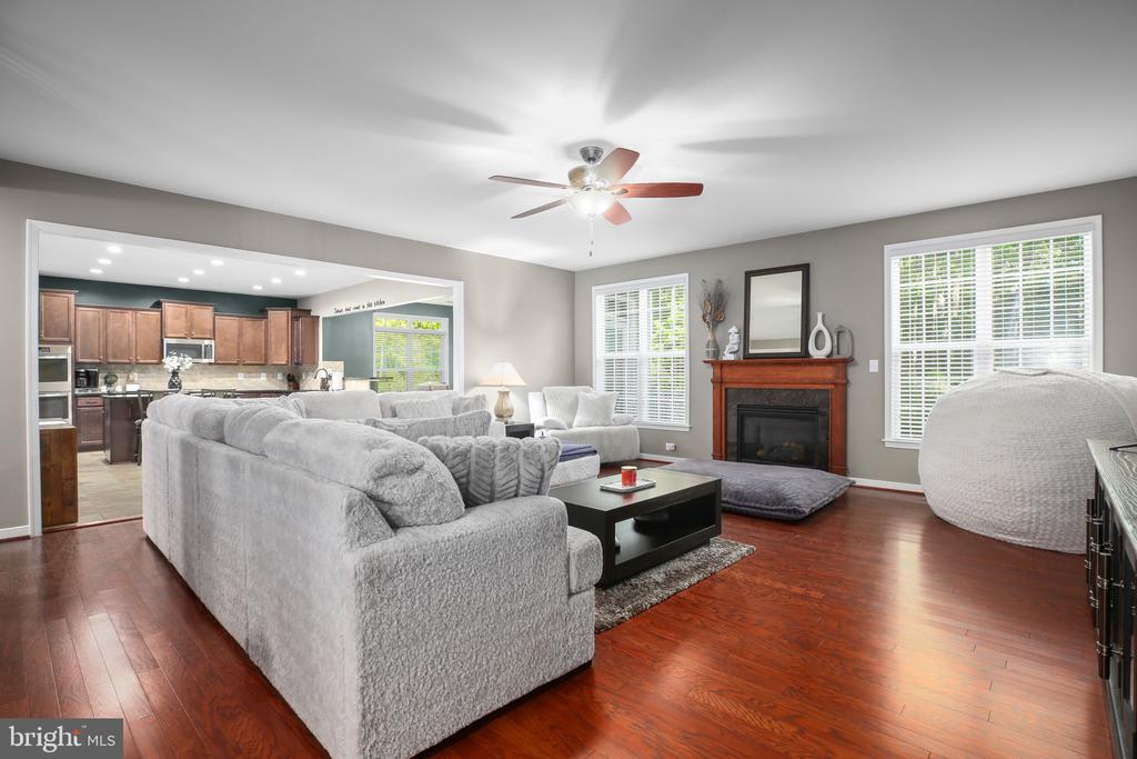 11213 KAILEE LN, SPOTSYLVANIA, Virginia 22553, 5 Bedrooms Bedrooms, ,4 BathroomsBathrooms,Residential,11213 KAILEE LN,VASP2041574 MLS # VASP2041574