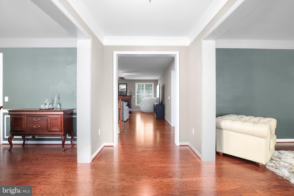 11213 KAILEE LN, SPOTSYLVANIA, Virginia 22553, 5 Bedrooms Bedrooms, ,4 BathroomsBathrooms,Residential,11213 KAILEE LN,VASP2041574 MLS # VASP2041574