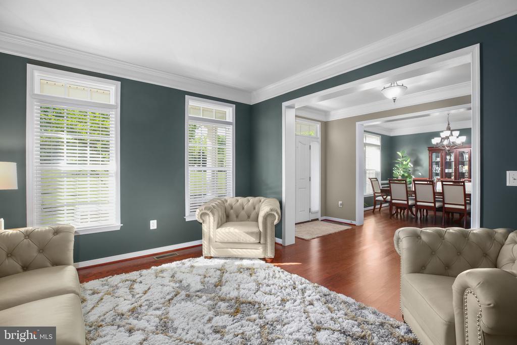 11213 KAILEE LN, SPOTSYLVANIA, Virginia 22553, 5 Bedrooms Bedrooms, ,4 BathroomsBathrooms,Residential,11213 KAILEE LN,VASP2041574 MLS # VASP2041574