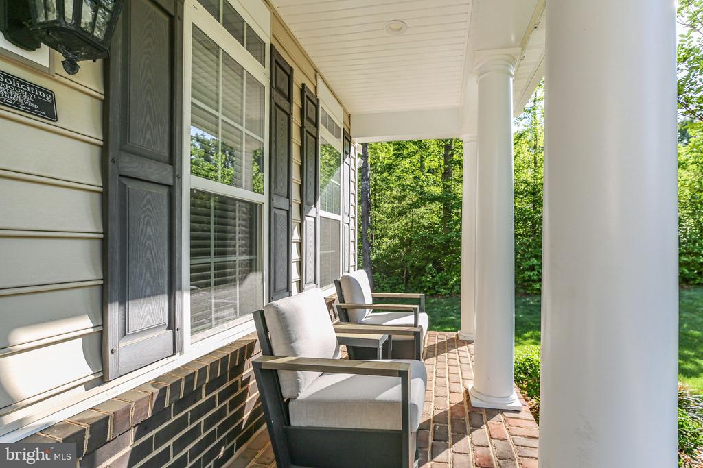 11213 KAILEE LN, SPOTSYLVANIA, Virginia 22553, 5 Bedrooms Bedrooms, ,4 BathroomsBathrooms,Residential,11213 KAILEE LN,VASP2041574 MLS # VASP2041574