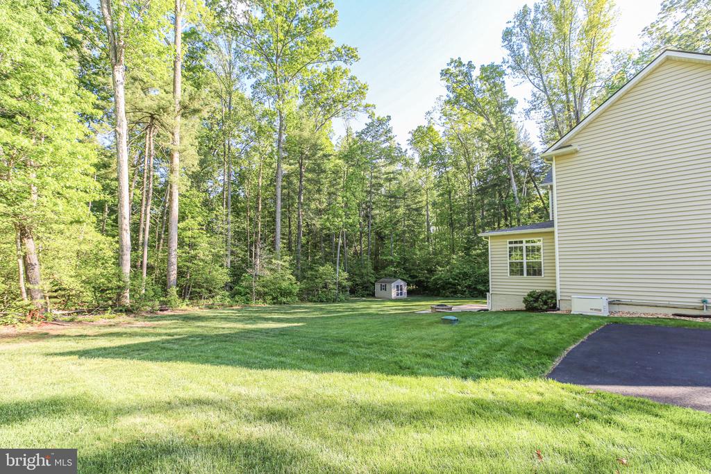 11213 KAILEE LN, SPOTSYLVANIA, Virginia 22553, 5 Bedrooms Bedrooms, ,4 BathroomsBathrooms,Residential,11213 KAILEE LN,VASP2041574 MLS # VASP2041574