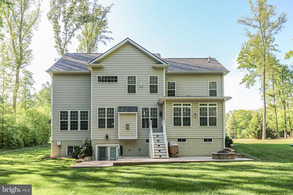 11213 KAILEE LN, SPOTSYLVANIA, Virginia 22553, 5 Bedrooms Bedrooms, ,4 BathroomsBathrooms,Residential,11213 KAILEE LN,VASP2041574 MLS # VASP2041574