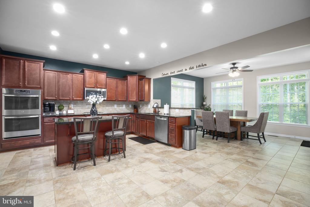 11213 KAILEE LN, SPOTSYLVANIA, Virginia 22553, 5 Bedrooms Bedrooms, ,4 BathroomsBathrooms,Residential,11213 KAILEE LN,VASP2041574 MLS # VASP2041574