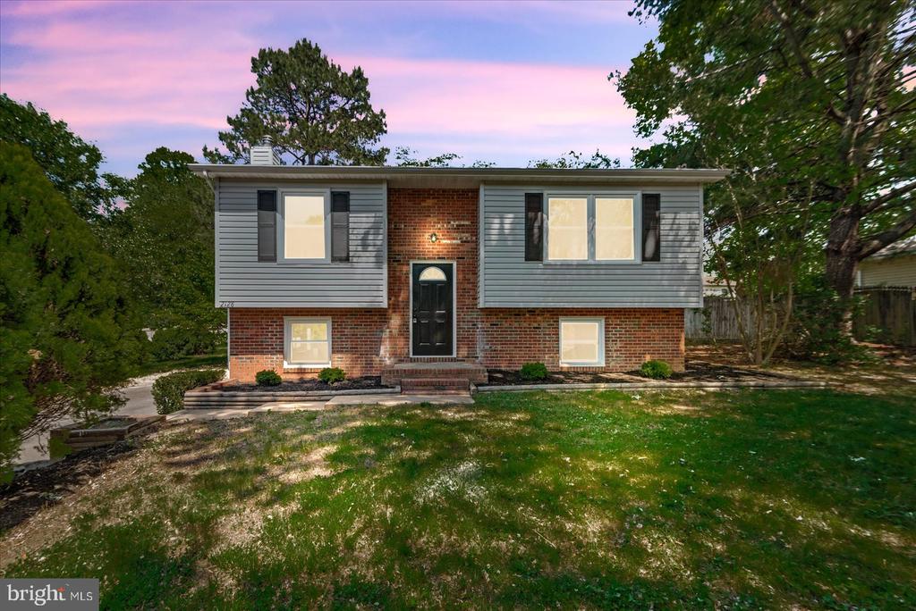 2128 HAMWAY DR, FREDERICKSBURG, Virginia 22407, 3 Bedrooms Bedrooms, ,2 BathroomsBathrooms,Residential,MILL GARDEN,2128 HAMWAY DR,VASP2041710 MLS # VASP2041710