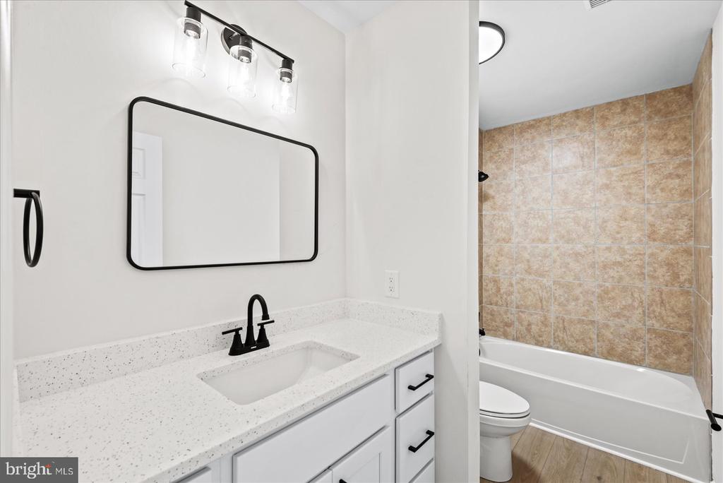 2128 HAMWAY DR, FREDERICKSBURG, Virginia 22407, 3 Bedrooms Bedrooms, ,2 BathroomsBathrooms,Residential,MILL GARDEN,2128 HAMWAY DR,VASP2041710 MLS # VASP2041710