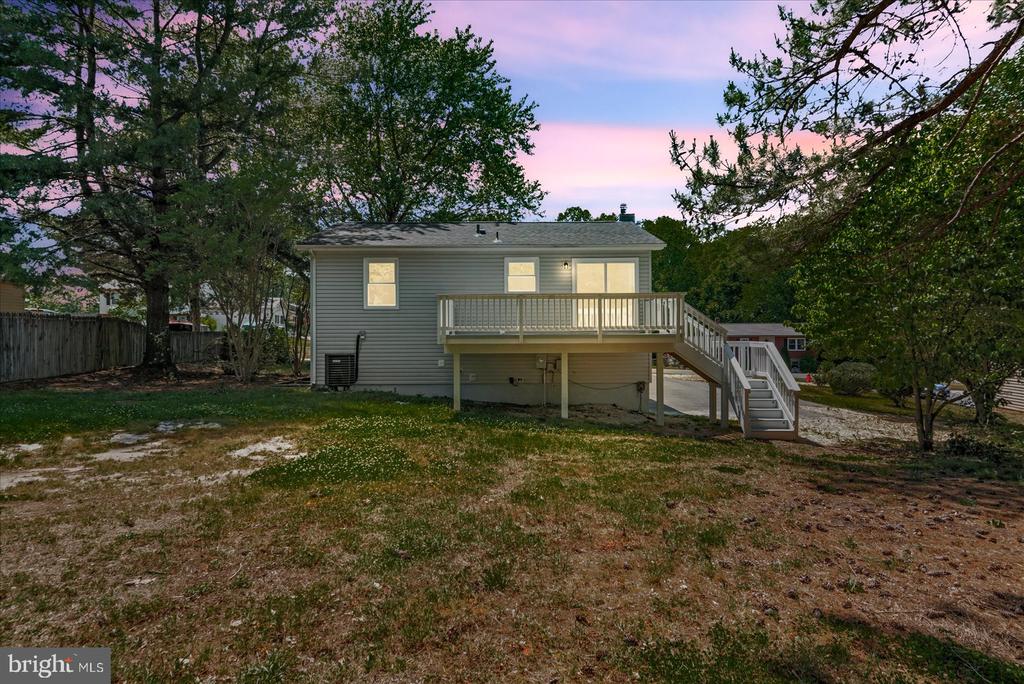 2128 HAMWAY DR, FREDERICKSBURG, Virginia 22407, 3 Bedrooms Bedrooms, ,2 BathroomsBathrooms,Residential,MILL GARDEN,2128 HAMWAY DR,VASP2041710 MLS # VASP2041710