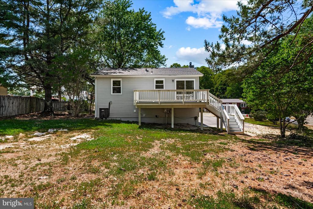 2128 HAMWAY DR, FREDERICKSBURG, Virginia 22407, 3 Bedrooms Bedrooms, ,2 BathroomsBathrooms,Residential,MILL GARDEN,2128 HAMWAY DR,VASP2041710 MLS # VASP2041710
