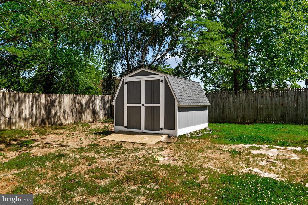 2128 HAMWAY DR, FREDERICKSBURG, Virginia 22407, 3 Bedrooms Bedrooms, ,2 BathroomsBathrooms,Residential,MILL GARDEN,2128 HAMWAY DR,VASP2041710 MLS # VASP2041710