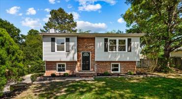 2128 HAMWAY DR, FREDERICKSBURG, Virginia 22407, 3 Bedrooms Bedrooms, ,2 BathroomsBathrooms,Residential,MILL GARDEN,2128 HAMWAY DR,VASP2041710 MLS # VASP2041710