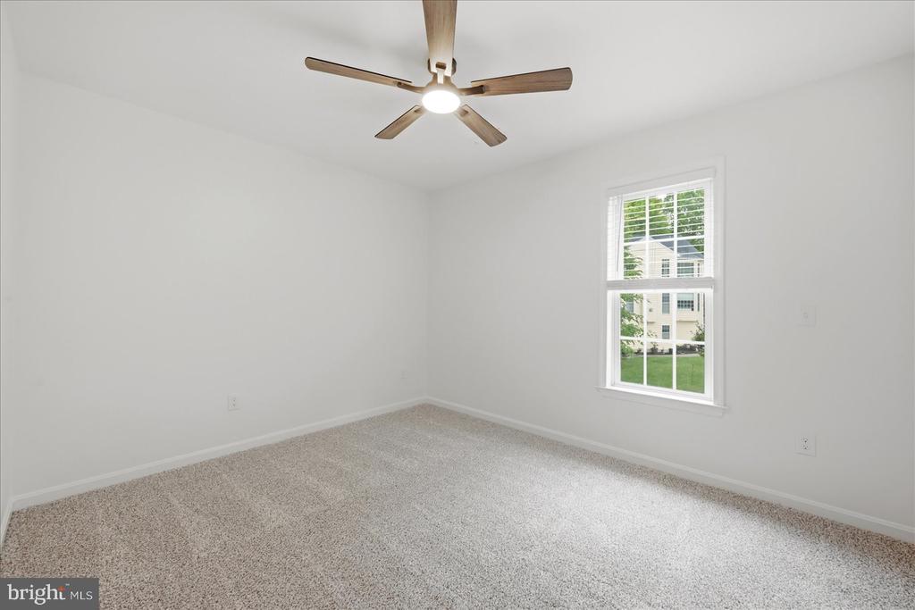 10403 COLECHESTER ST, FREDERICKSBURG, Virginia 22408, 5 Bedrooms Bedrooms, ,3 BathroomsBathrooms,Residential,10403 COLECHESTER ST,VASP2041734 MLS # VASP2041734