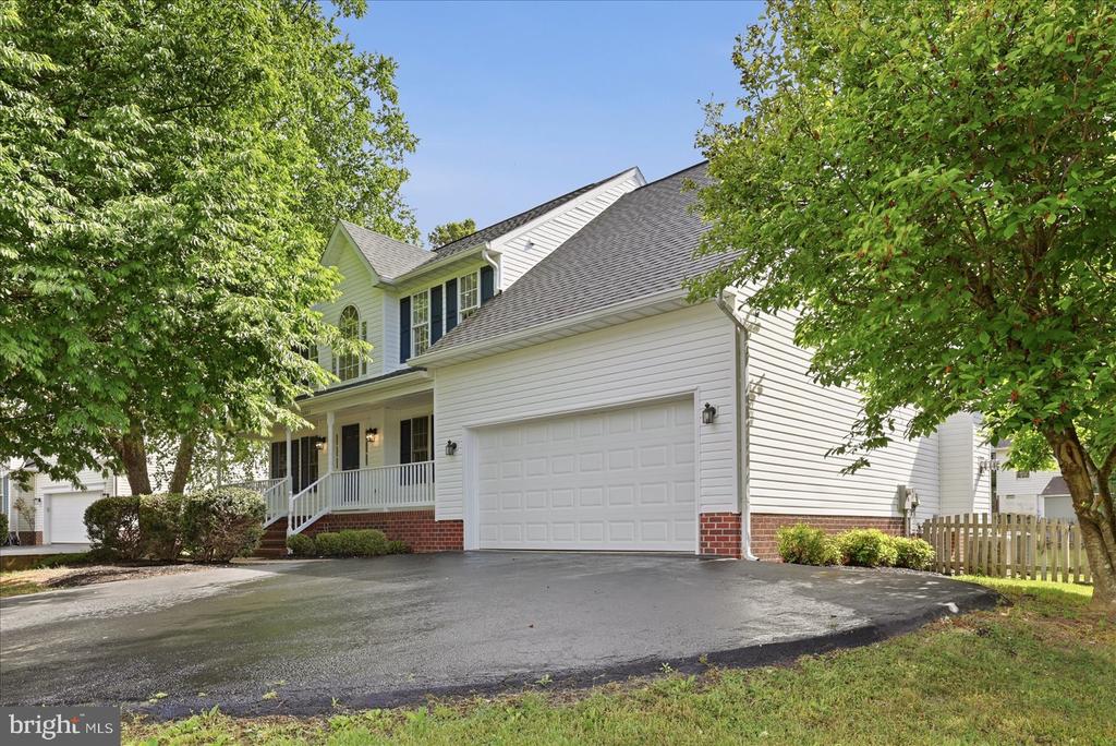 10403 COLECHESTER ST, FREDERICKSBURG, Virginia 22408, 5 Bedrooms Bedrooms, ,3 BathroomsBathrooms,Residential,10403 COLECHESTER ST,VASP2041734 MLS # VASP2041734