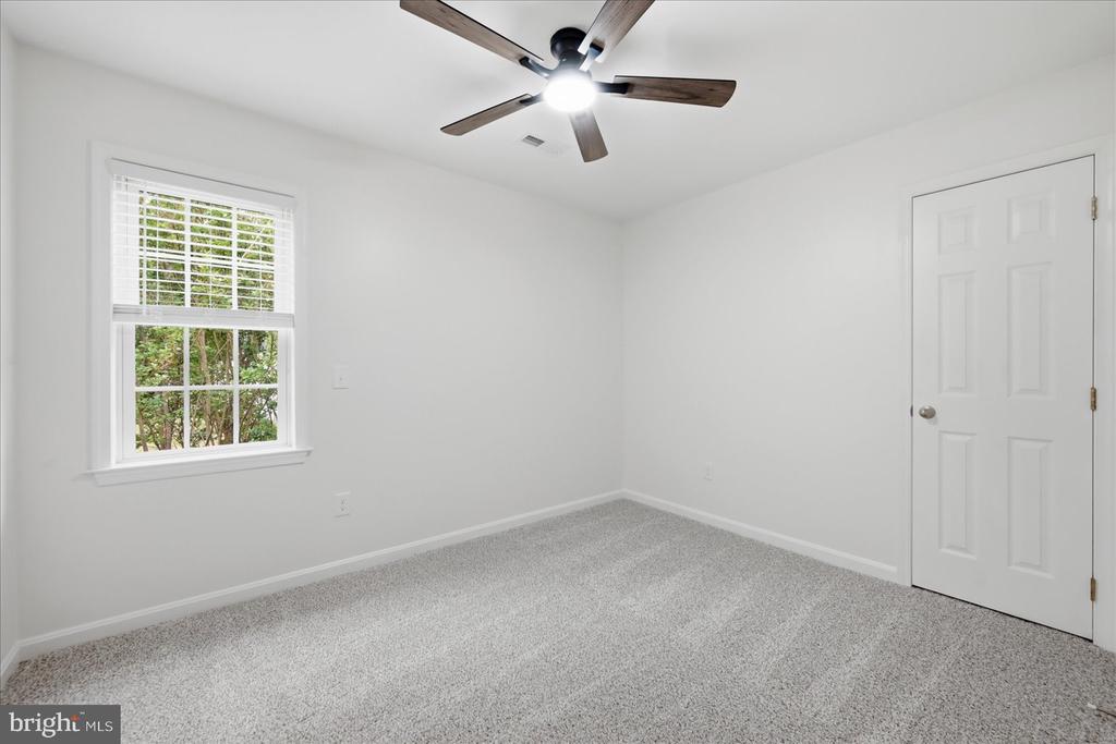 10403 COLECHESTER ST, FREDERICKSBURG, Virginia 22408, 5 Bedrooms Bedrooms, ,3 BathroomsBathrooms,Residential,10403 COLECHESTER ST,VASP2041734 MLS # VASP2041734