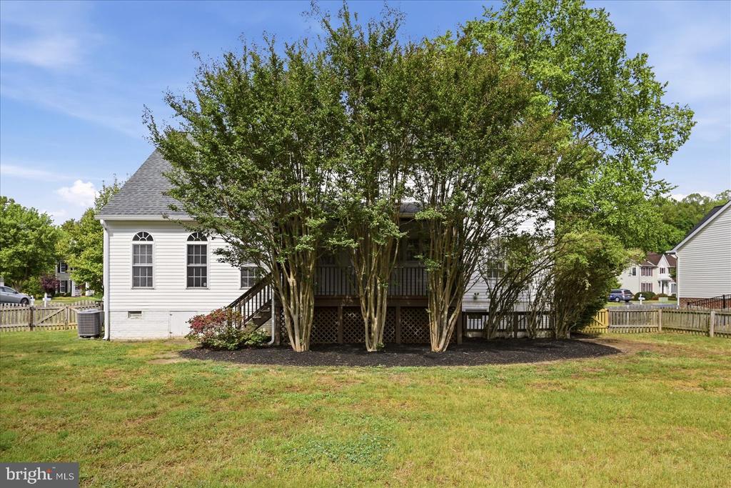 10403 COLECHESTER ST, FREDERICKSBURG, Virginia 22408, 5 Bedrooms Bedrooms, ,3 BathroomsBathrooms,Residential,10403 COLECHESTER ST,VASP2041734 MLS # VASP2041734