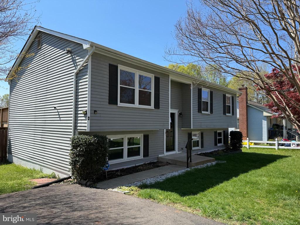 4 JENBECK CT, FREDERICKSBURG, Virginia 22407, 5 Bedrooms Bedrooms, ,3 BathroomsBathrooms,Residential,4 JENBECK CT,VASP2040896 MLS # VASP2040896