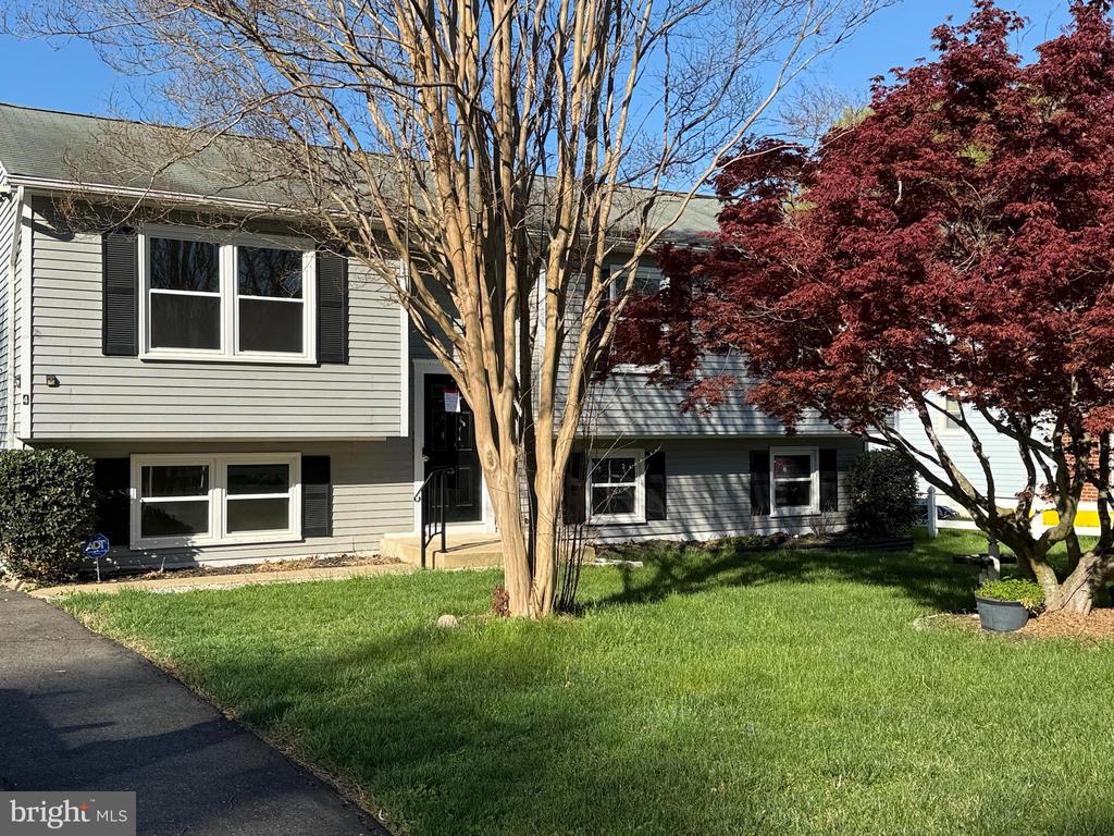 4 JENBECK CT, FREDERICKSBURG, Virginia 22407, 5 Bedrooms Bedrooms, ,3 BathroomsBathrooms,Residential,4 JENBECK CT,VASP2040896 MLS # VASP2040896