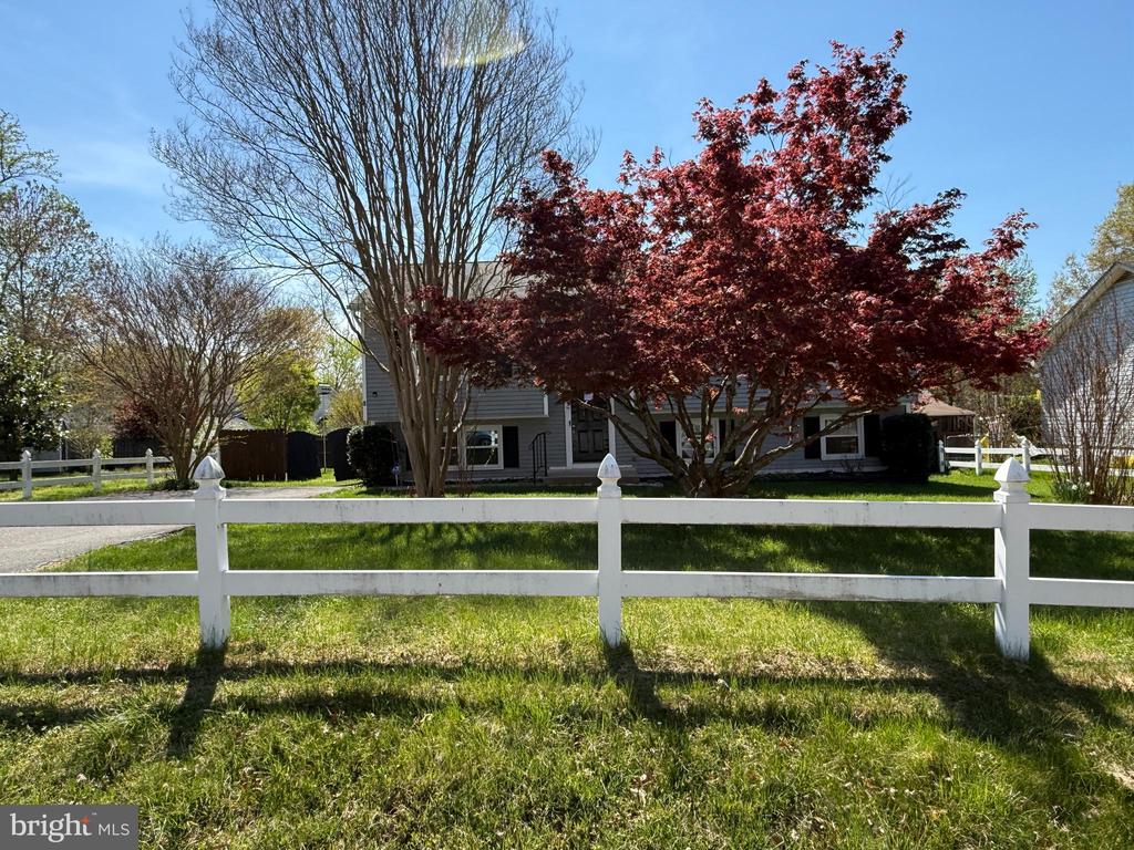 4 JENBECK CT, FREDERICKSBURG, Virginia 22407, 5 Bedrooms Bedrooms, ,3 BathroomsBathrooms,Residential,4 JENBECK CT,VASP2040896 MLS # VASP2040896