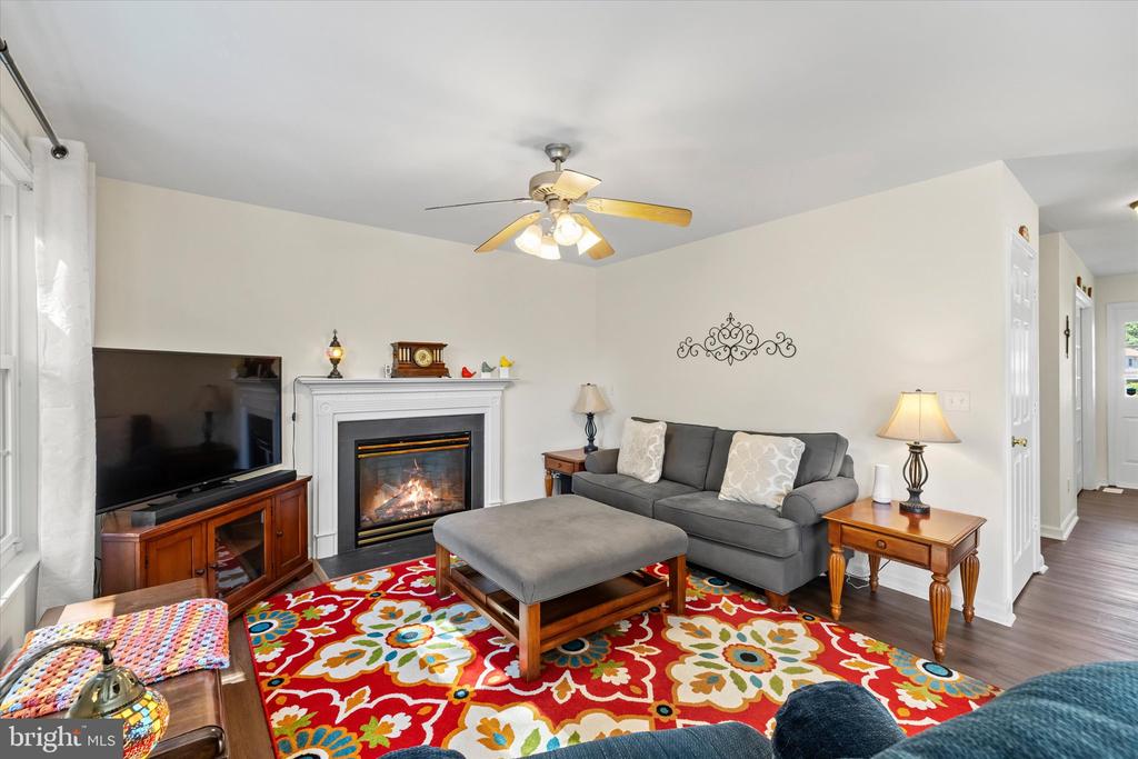 2416 RUFFIN DR, FREDERICKSBURG, Virginia 22408, 3 Bedrooms Bedrooms, ,2 BathroomsBathrooms,Residential,2416 RUFFIN DR,VASP2041866 MLS # VASP2041866