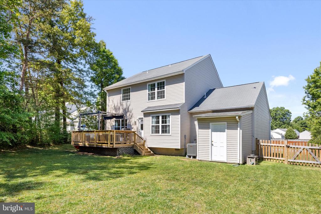 2416 RUFFIN DR, FREDERICKSBURG, Virginia 22408, 3 Bedrooms Bedrooms, ,2 BathroomsBathrooms,Residential,2416 RUFFIN DR,VASP2041866 MLS # VASP2041866