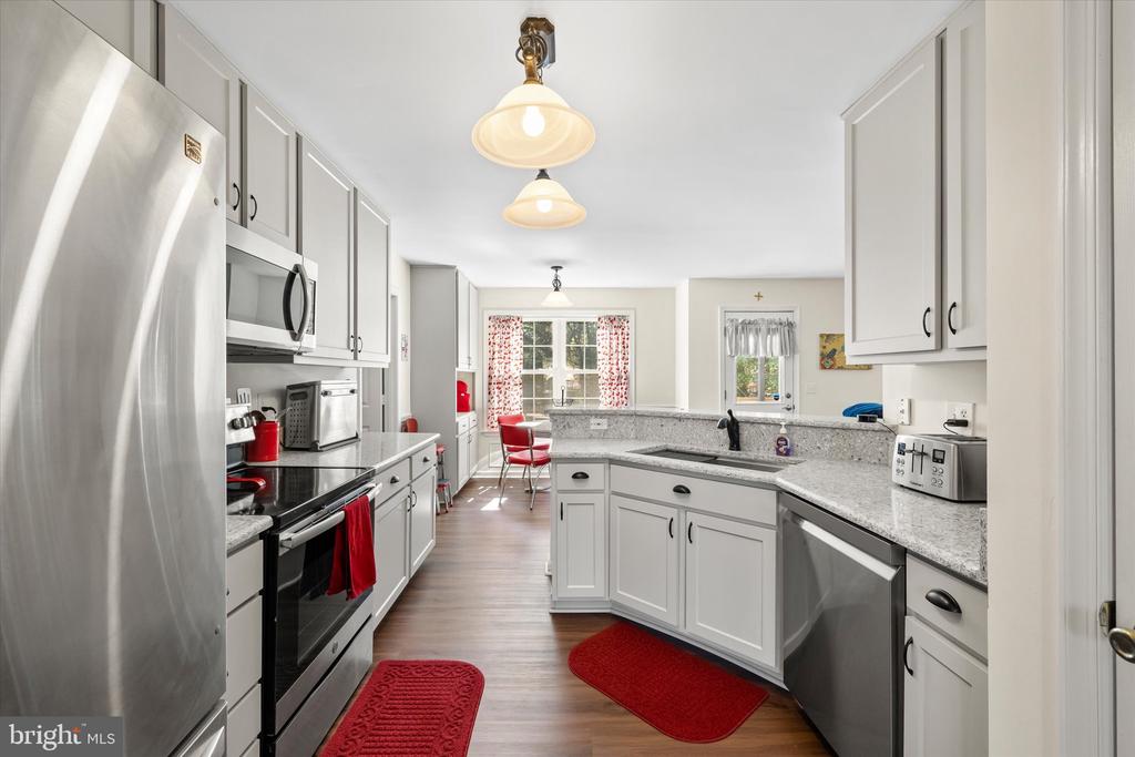 2416 RUFFIN DR, FREDERICKSBURG, Virginia 22408, 3 Bedrooms Bedrooms, ,2 BathroomsBathrooms,Residential,2416 RUFFIN DR,VASP2041866 MLS # VASP2041866