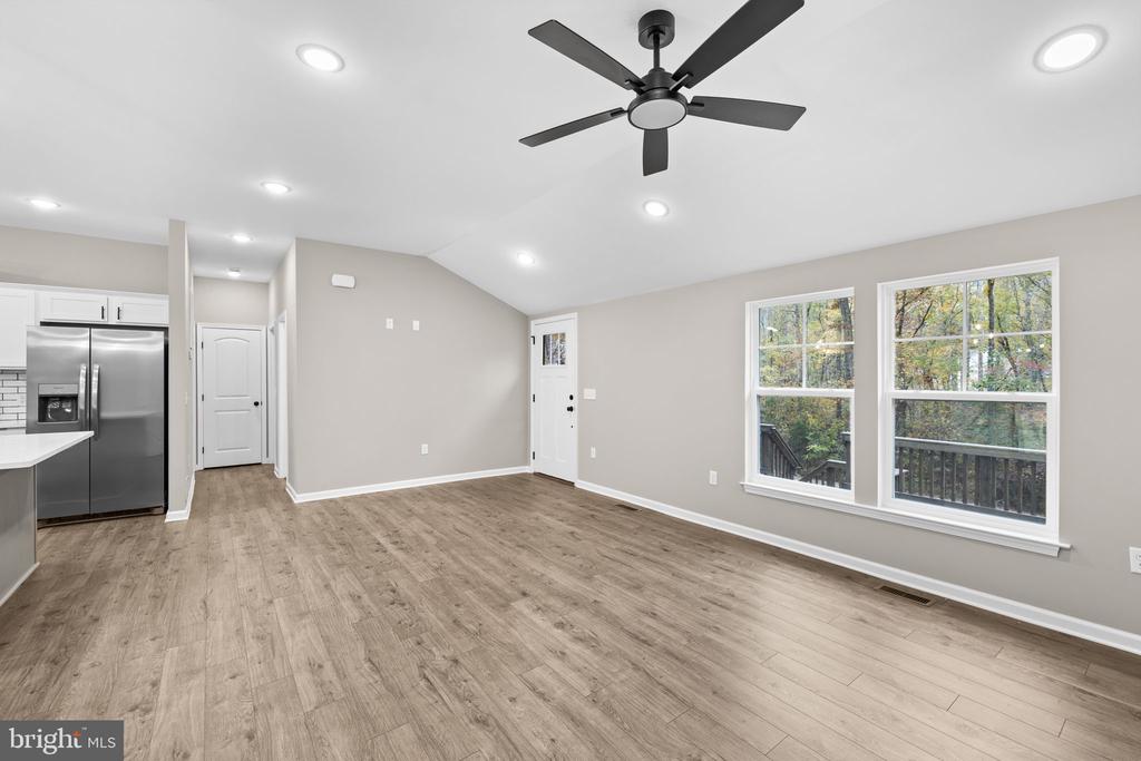 8611 ENGLEMAN LN, SPOTSYLVANIA, Virginia 22551, 3 Bedrooms Bedrooms, ,2 BathroomsBathrooms,Residential,8611 ENGLEMAN LN,VASP2041876 MLS # VASP2041876