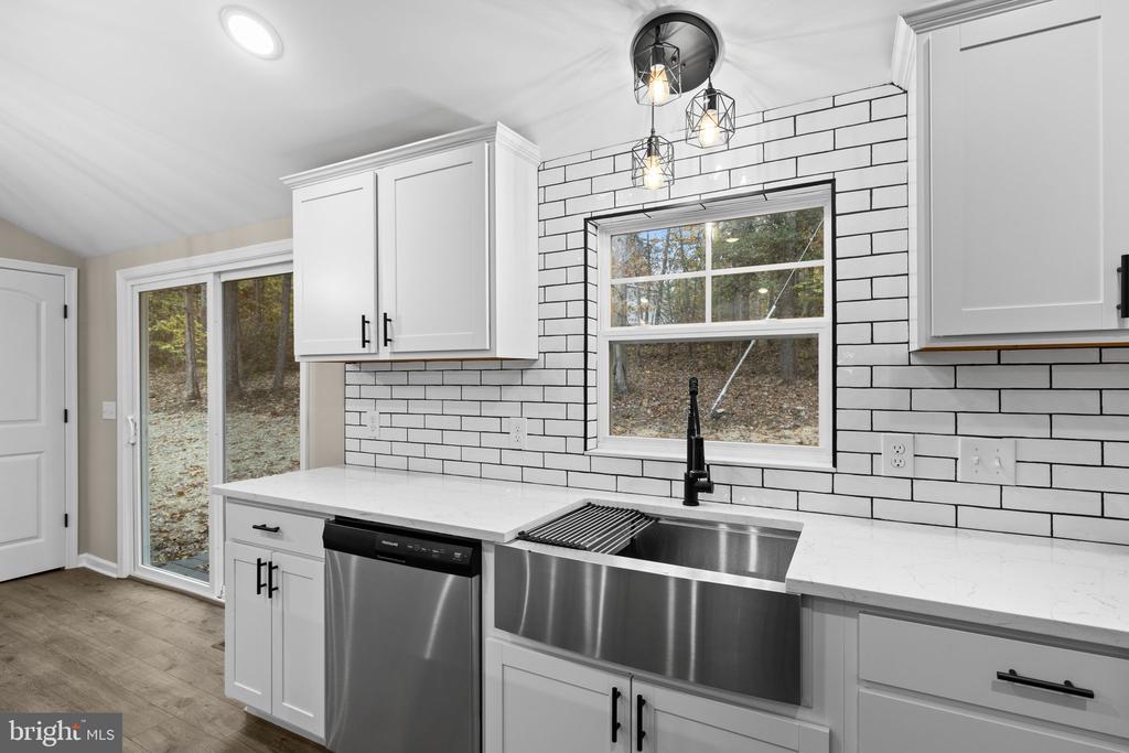 8611 ENGLEMAN LN, SPOTSYLVANIA, Virginia 22551, 3 Bedrooms Bedrooms, ,2 BathroomsBathrooms,Residential,8611 ENGLEMAN LN,VASP2041876 MLS # VASP2041876