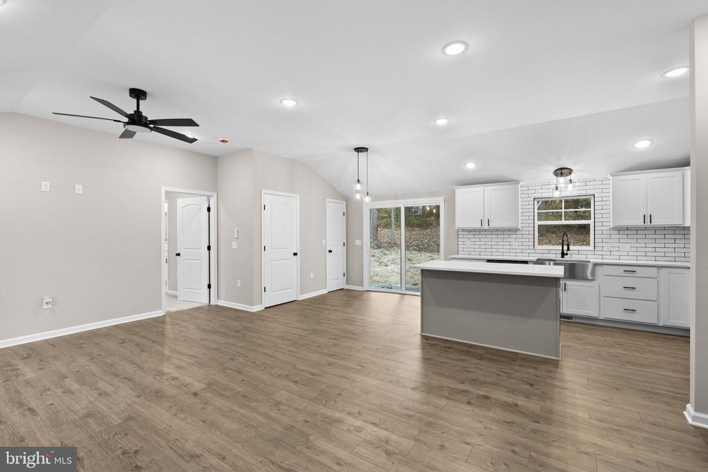 8611 ENGLEMAN LN, SPOTSYLVANIA, Virginia 22551, 3 Bedrooms Bedrooms, ,2 BathroomsBathrooms,Residential,8611 ENGLEMAN LN,VASP2041876 MLS # VASP2041876