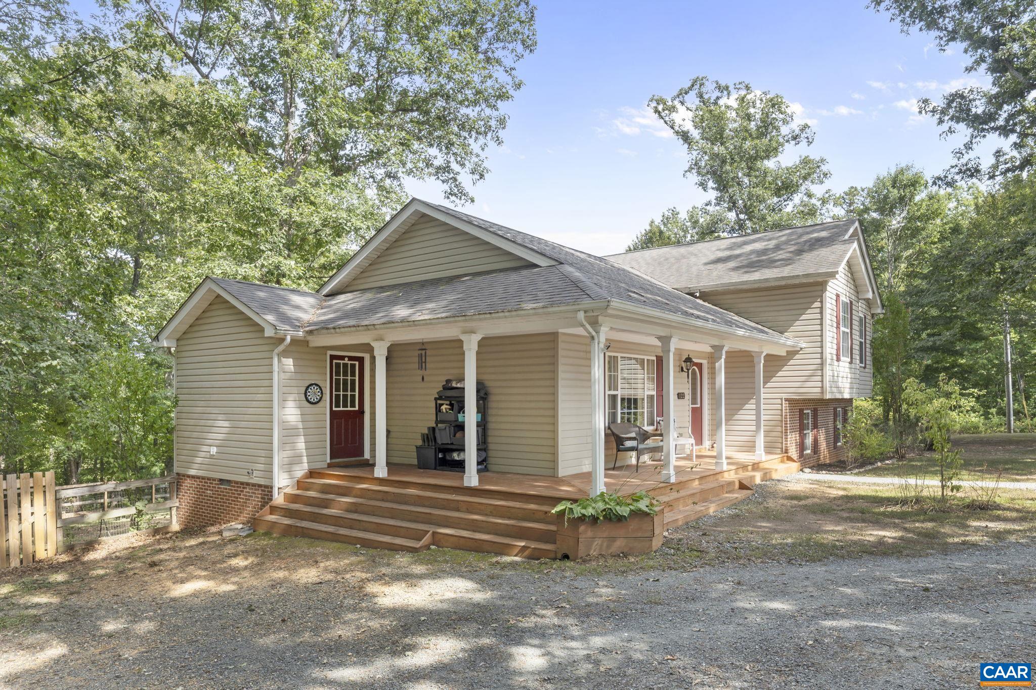 122 MISTIE RIDGE LN, PALMYRA, Virginia 22963, 4 Bedrooms Bedrooms, ,3 BathroomsBathrooms,Residential,122 MISTIE RIDGE LN,676709 MLS # 676709 122 MISTIE RIDGE LN, PALMYRA, Virginia 22963, 4 Bedrooms Bedrooms, ,3 BathroomsBathrooms,Residential,122 MISTIE RIDGE LN,676709 MLS # 676709