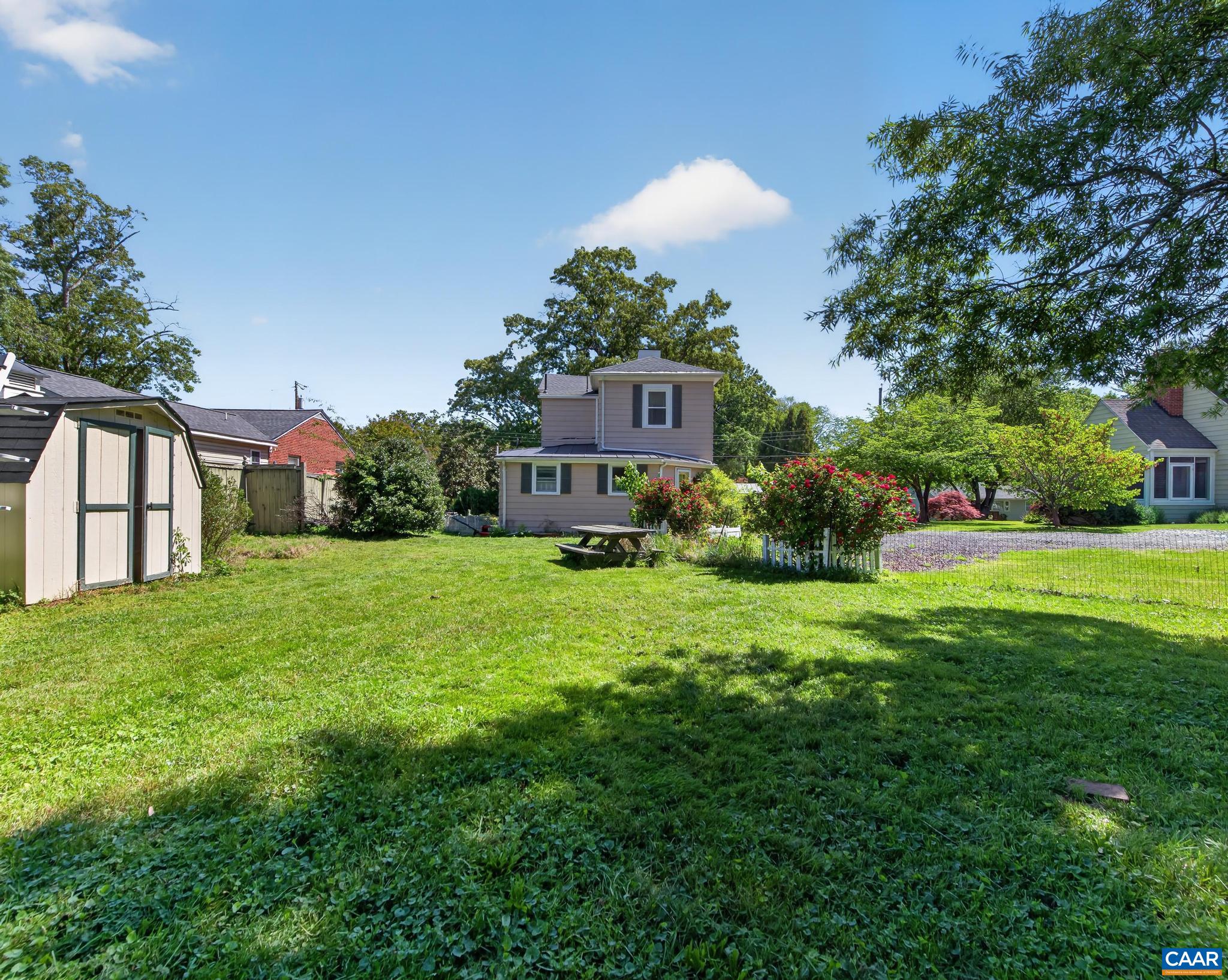 315 WRIGHT ST, GORDONSVILLE, Virginia 22942, 2 Bedrooms Bedrooms, ,1 BathroomBathrooms,Residential,315 WRIGHT ST,676809 MLS # 676809