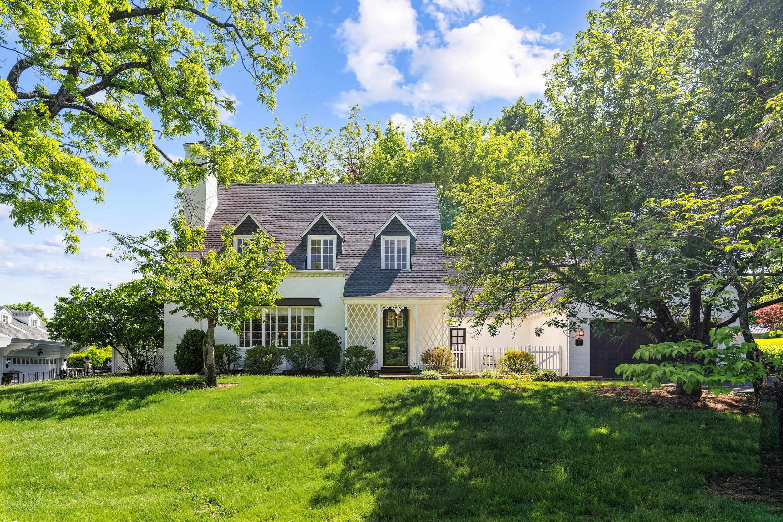 41 RIDGEVIEW RD, STAUNTON, Virginia 24401, 4 Bedrooms Bedrooms, ,3 BathroomsBathrooms,Residential,41 RIDGEVIEW RD,677074 MLS # 677074