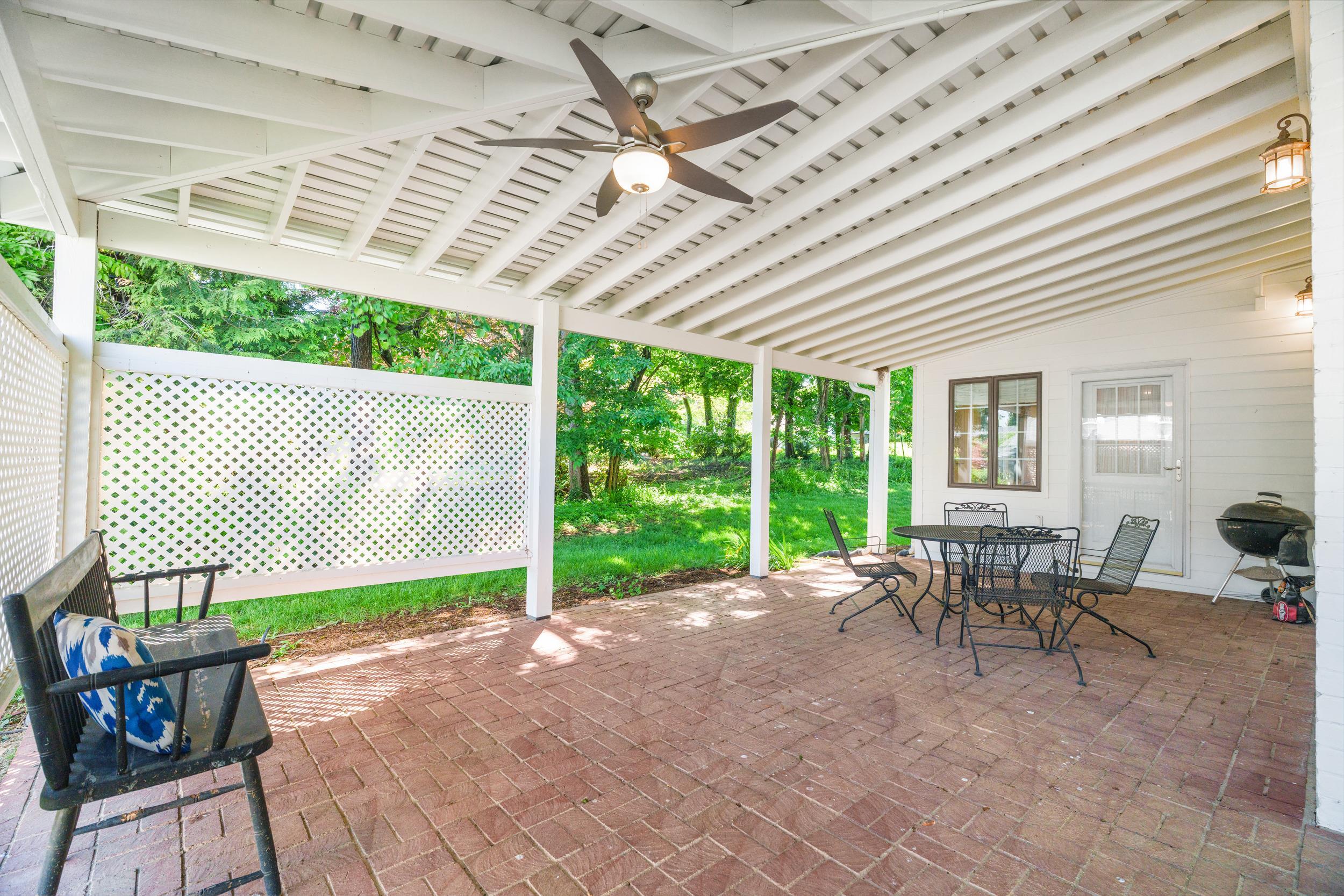 41 RIDGEVIEW RD, STAUNTON, Virginia 24401, 4 Bedrooms Bedrooms, ,3 BathroomsBathrooms,Residential,41 RIDGEVIEW RD,677074 MLS # 677074