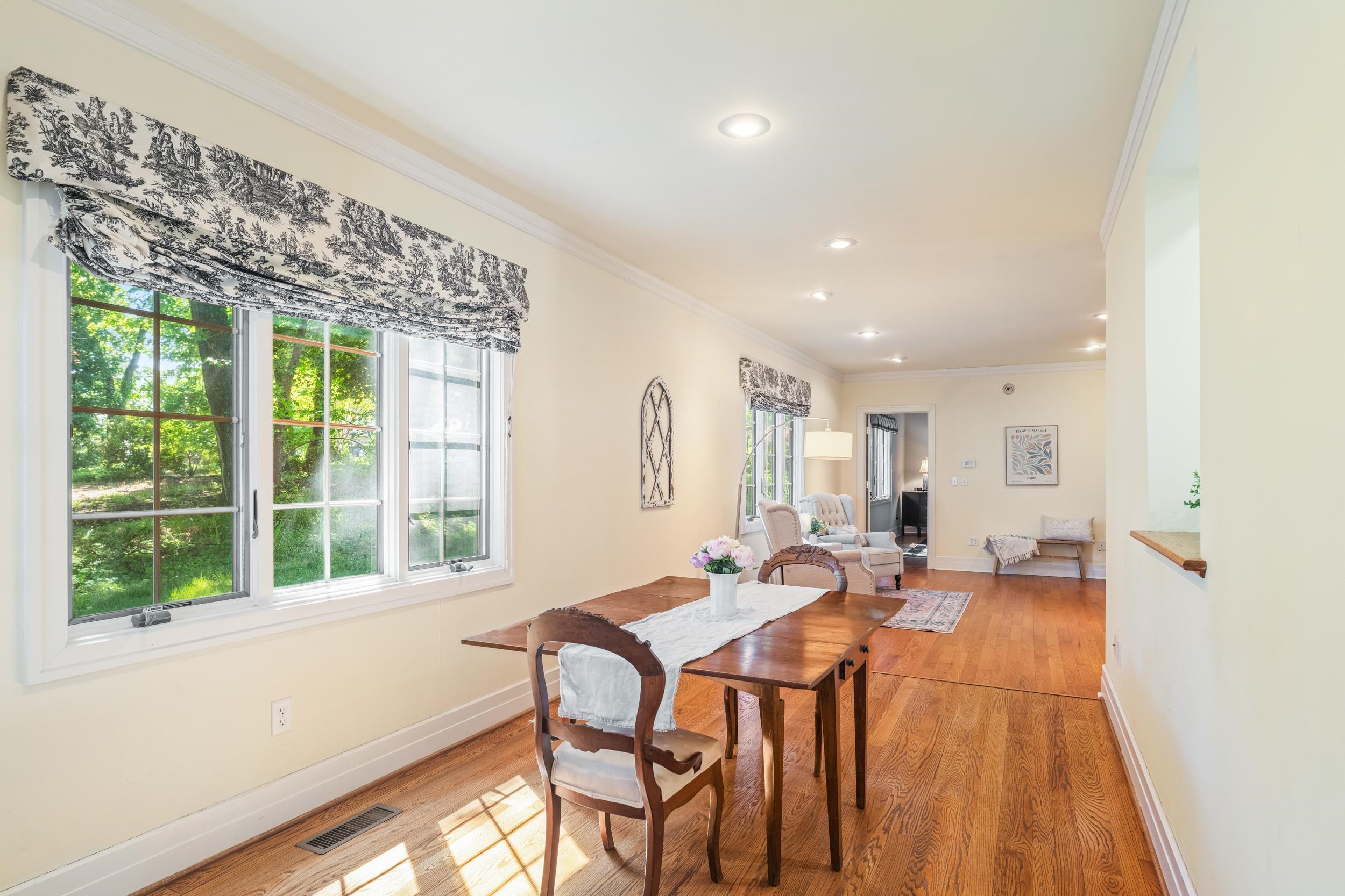 41 RIDGEVIEW RD, STAUNTON, Virginia 24401, 4 Bedrooms Bedrooms, ,3 BathroomsBathrooms,Residential,41 RIDGEVIEW RD,677074 MLS # 677074