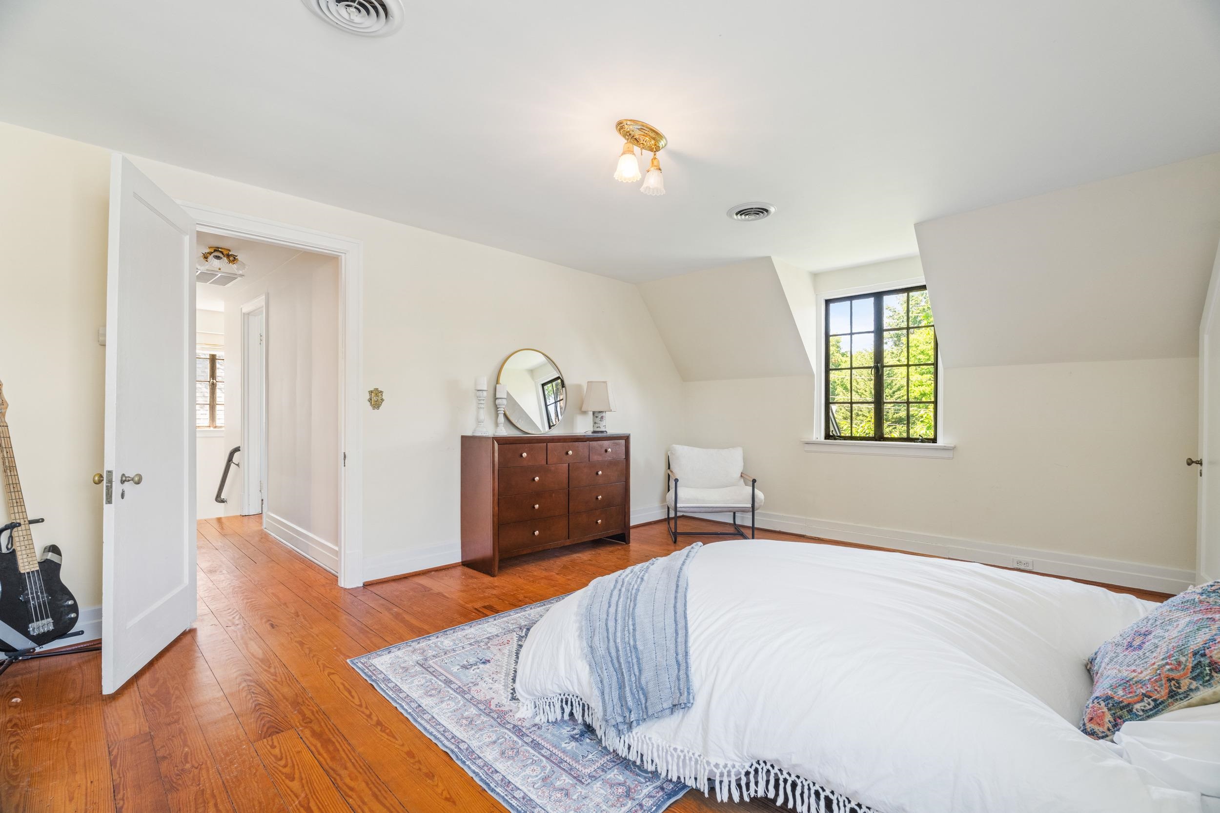 41 RIDGEVIEW RD, STAUNTON, Virginia 24401, 4 Bedrooms Bedrooms, ,3 BathroomsBathrooms,Residential,41 RIDGEVIEW RD,677074 MLS # 677074