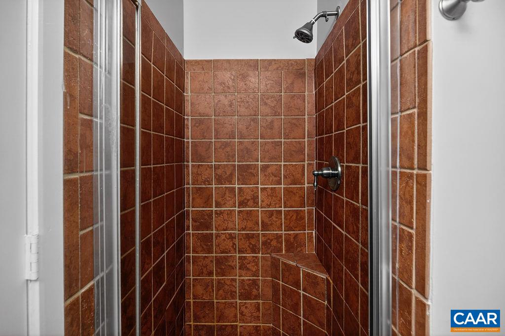 1604 MONTICELLO AVE, CHARLOTTESVILLE, Virginia 22902, 2 Bedrooms Bedrooms, ,2 BathroomsBathrooms,Residential,1604 MONTICELLO AVE,677075 MLS # 677075
