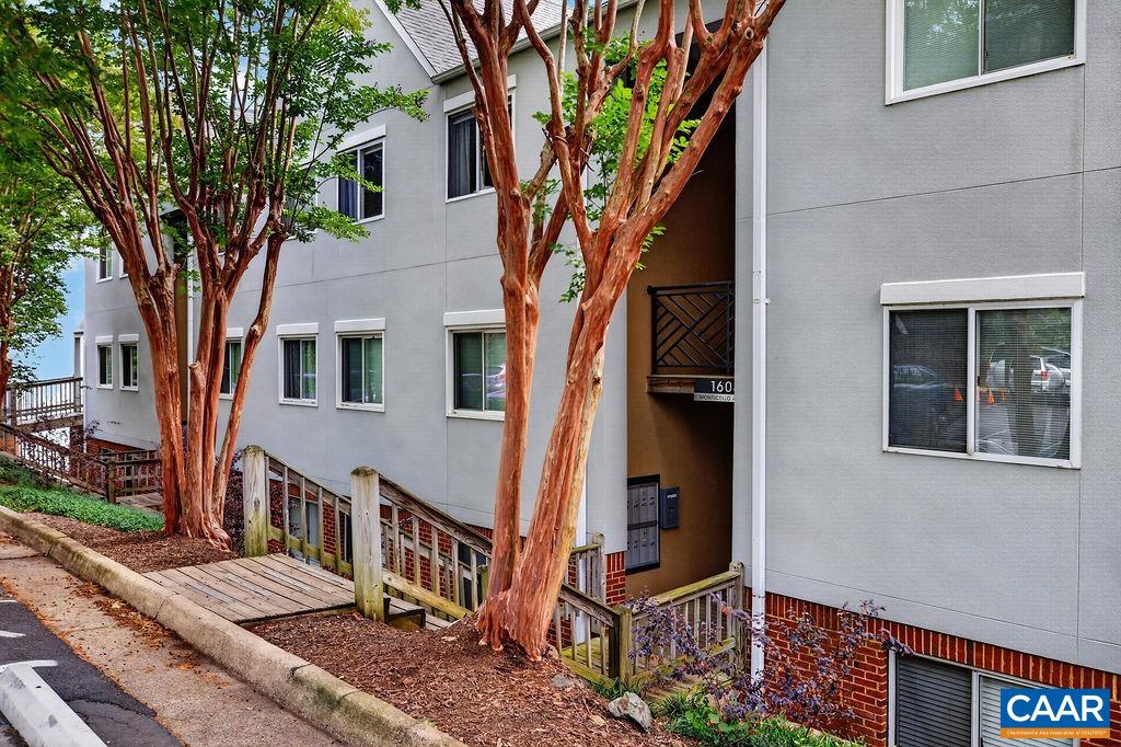 1604 MONTICELLO AVE, CHARLOTTESVILLE, Virginia 22902, 2 Bedrooms Bedrooms, ,2 BathroomsBathrooms,Residential,1604 MONTICELLO AVE,677075 MLS # 677075
