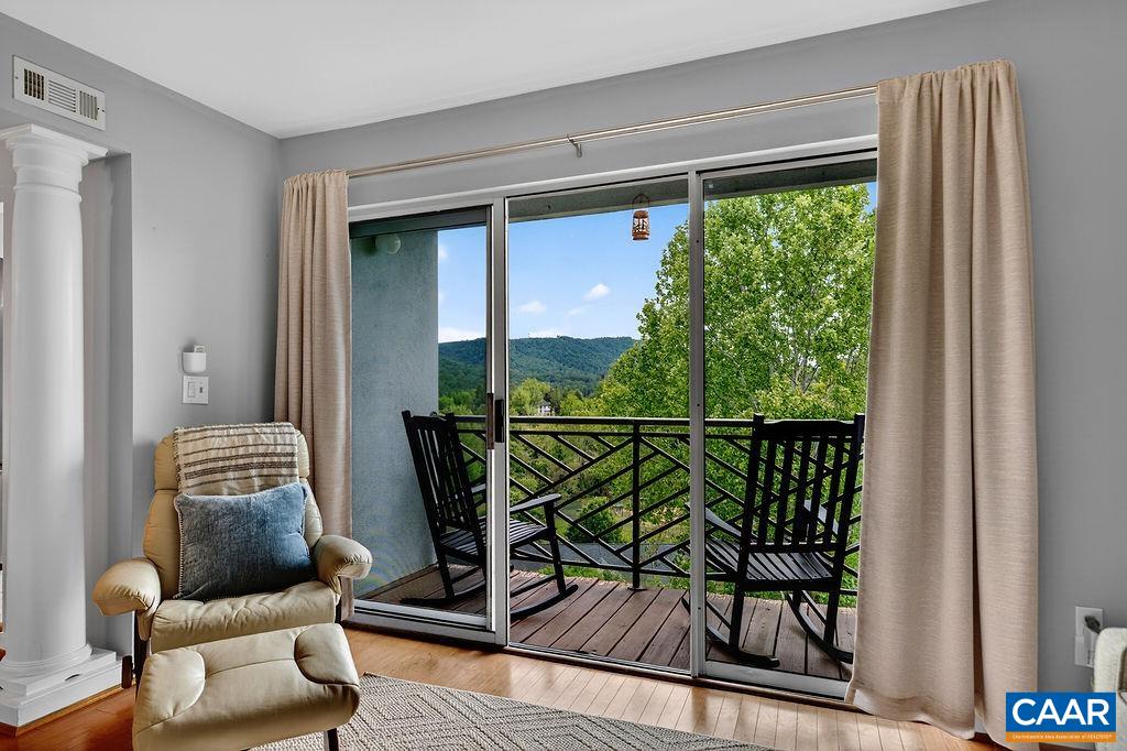 1604 MONTICELLO AVE, CHARLOTTESVILLE, Virginia 22902, 2 Bedrooms Bedrooms, ,2 BathroomsBathrooms,Residential,1604 MONTICELLO AVE,677075 MLS # 677075