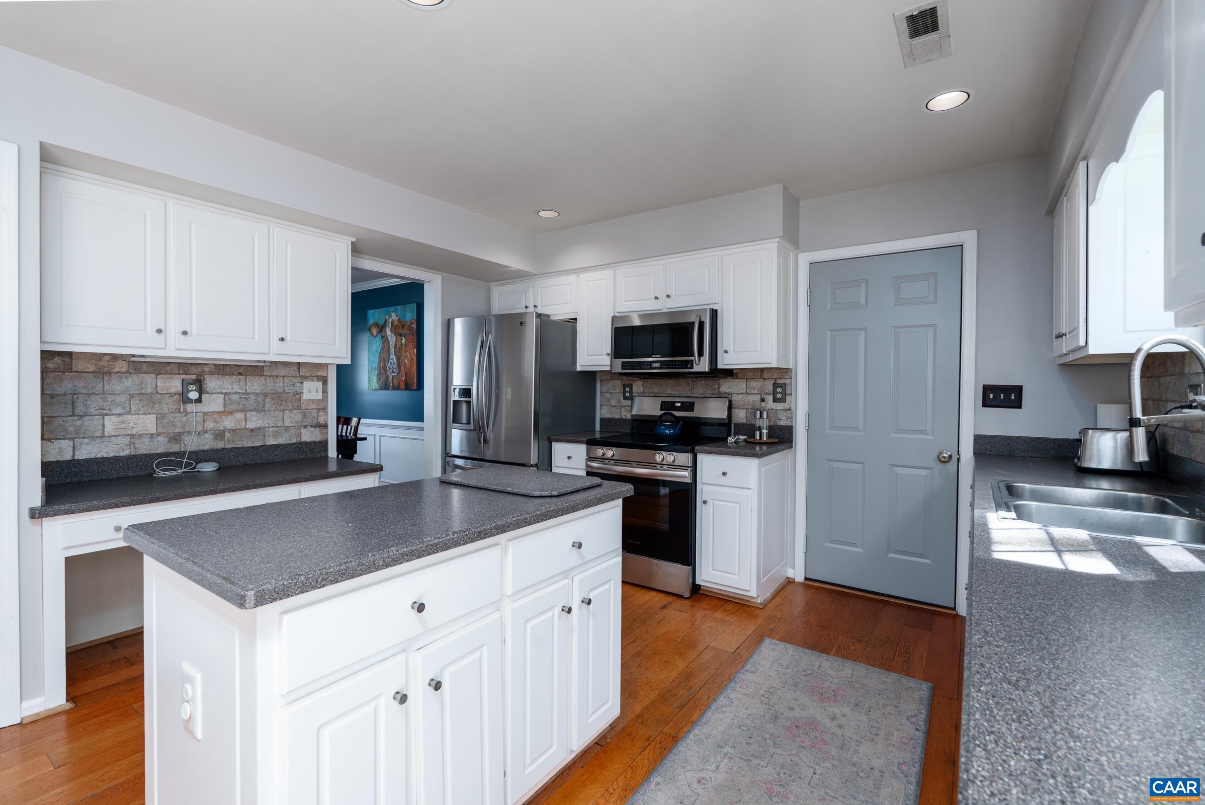 5408 CORY CT, CHARLOTTESVILLE, Virginia 22903, 4 Bedrooms Bedrooms, ,2 BathroomsBathrooms,Residential,5408 CORY CT,677080 MLS # 677080