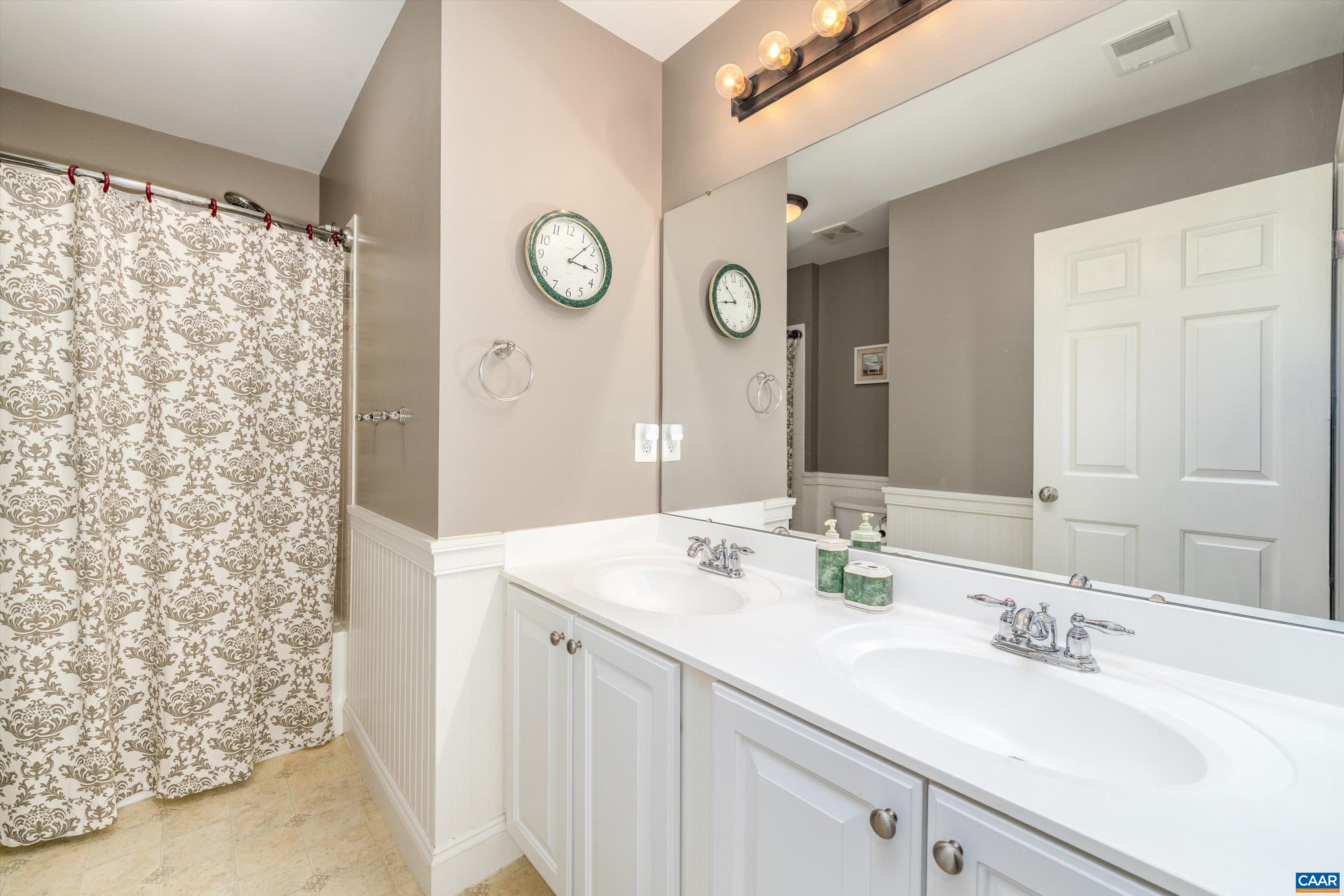 5366 PARK RD, CROZET, Virginia 22932, 4 Bedrooms Bedrooms, ,3 BathroomsBathrooms,Residential,5366 PARK RD,677081 MLS # 677081