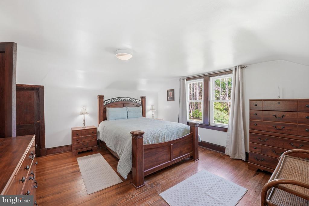 24 SUNDOWN LN, BOSTON, Virginia 22713, 3 Bedrooms Bedrooms, ,2 BathroomsBathrooms,Residential,24 SUNDOWN LN,VARP2002612 MLS # VARP2002612